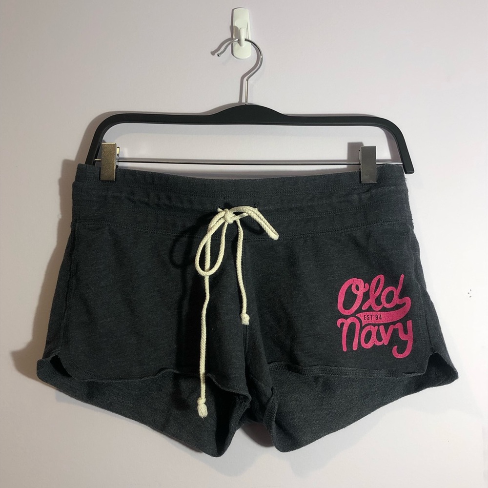 2 for 20‼️ Old Navy shorts